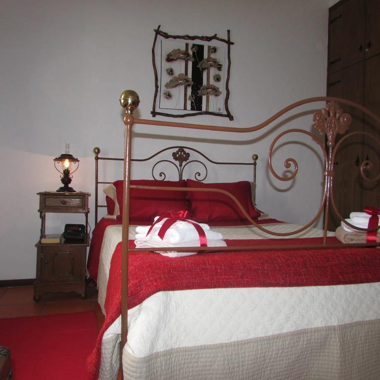 Cerca da Ponte Almodôvar Quarto foto